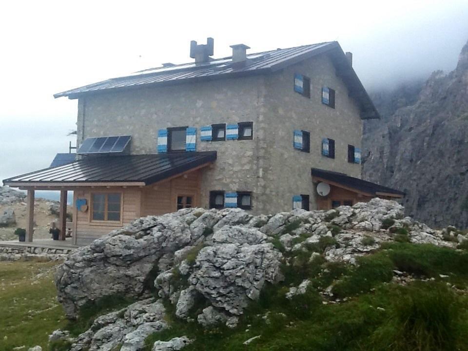 Hotel Rifugio Velo Della Madonna Sankt Martin am Sismunthbach Exterior foto
